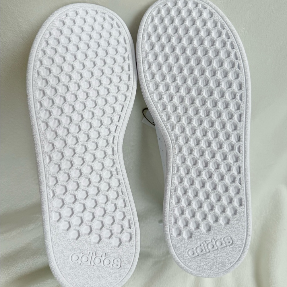ADVANTAGE BASE 2.0 SHOES Big kids size 4 white/Green - Picture 7 of 10